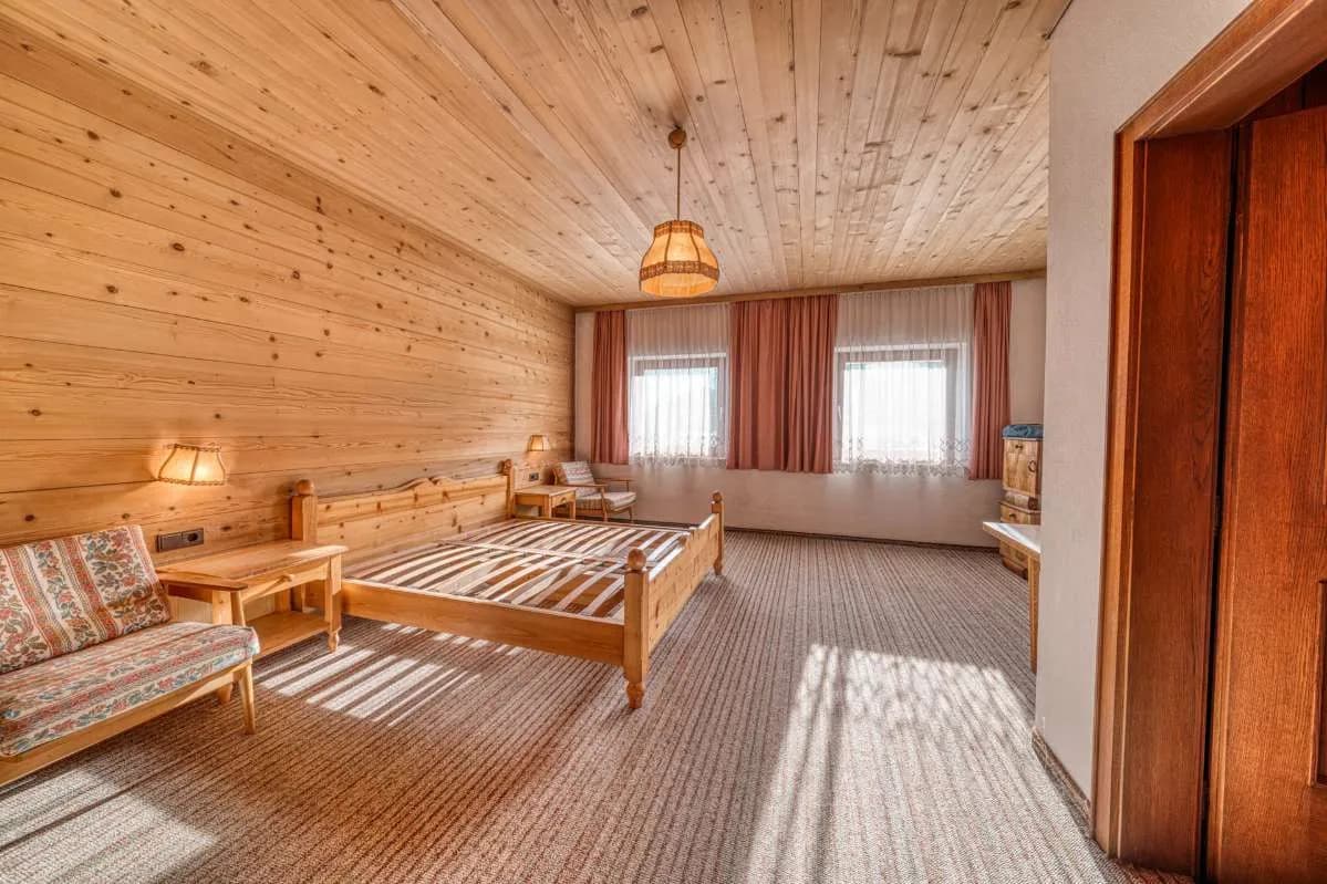 4-Zimmer-Wohnung kaufen in Innsbruck-Land – 160 m², € 350.000 – Bild 4 von 32