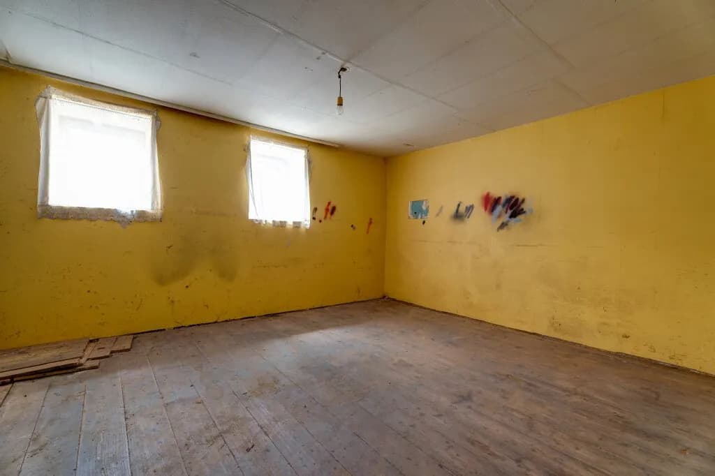 Haus kaufen in Hollabrunn – 255 m², € 49.000 – Bild 5 von 12