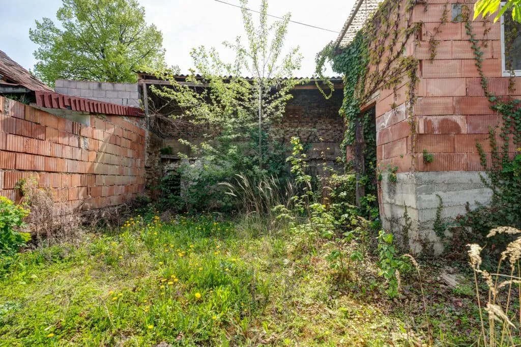 Haus kaufen in Hollabrunn – 255 m², € 49.000 – Bild 9 von 12