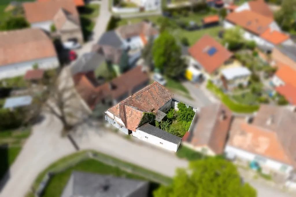 Haus kaufen in Hollabrunn – 255 m², € 49.000 – Bild 10 von 12