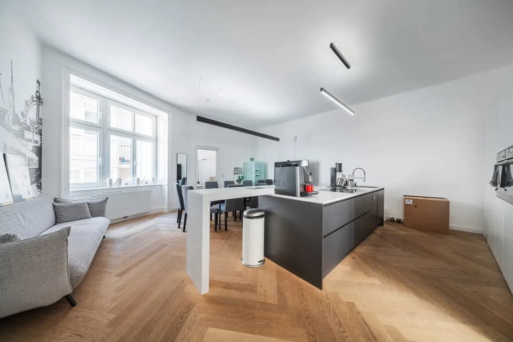 6-Zimmer-Gewerbeimmobilie mieten in Wien – 183 m², € 10.000 – Bild 12 von 25