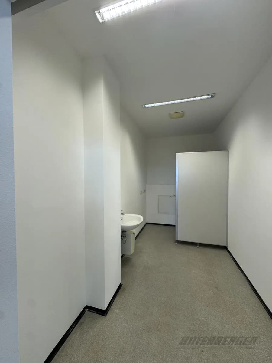 Gewerbeimmobilie mieten in Kufstein – 65 m², € 960 – Bild 6 von 11