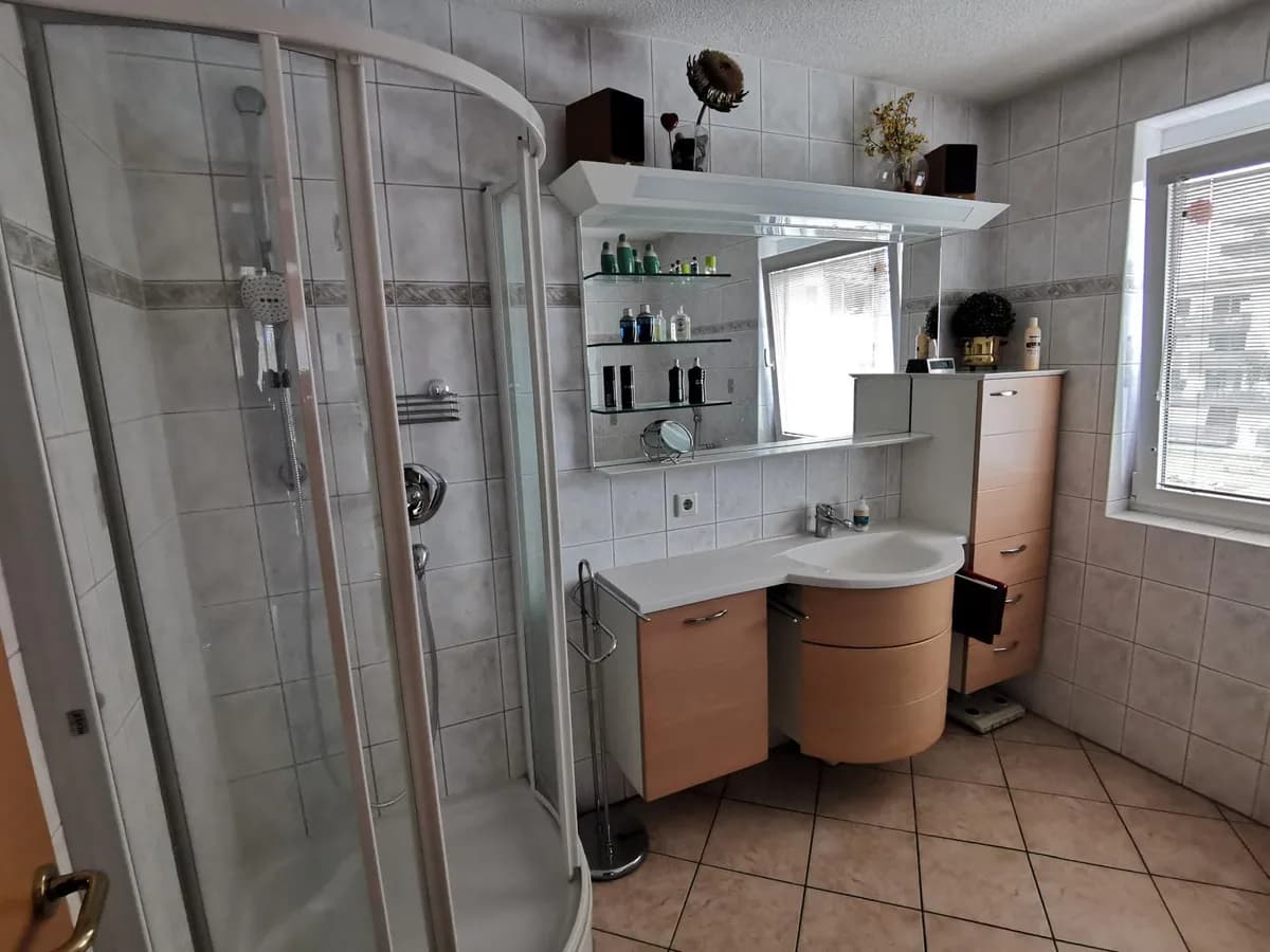 4-Zimmer-Wohnung mieten in Kufstein – 101 m², € 1.660 – Bild 6 von 8
