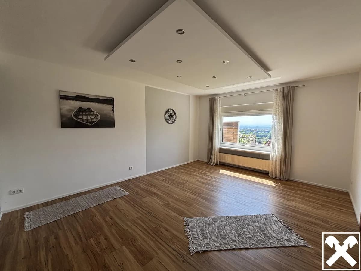8-Zimmer-Haus kaufen in Perg – 200,96 m² – Bild 5 von 6