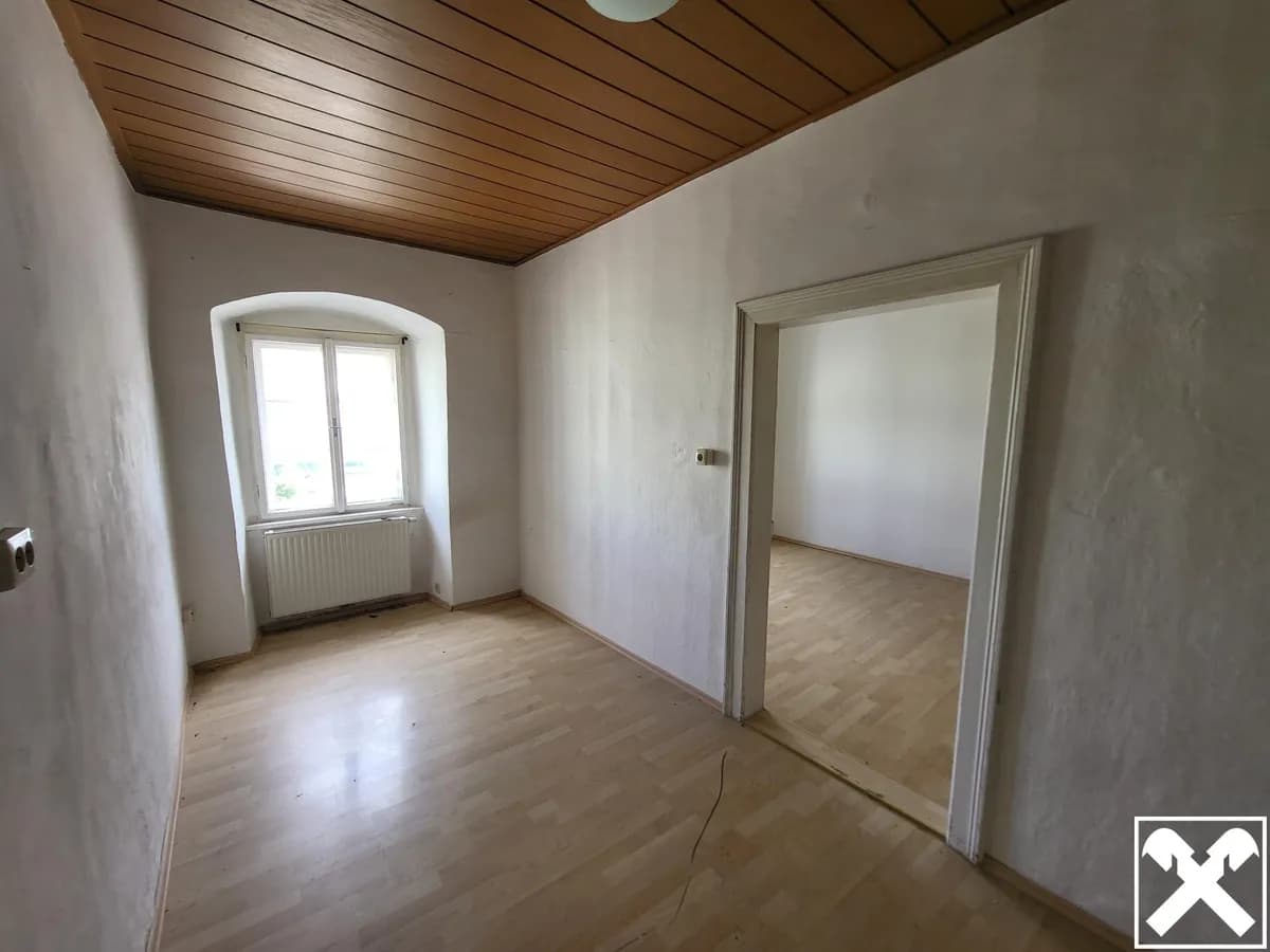 Haus kaufen in Freistadt – 286 m², € 160.000 – Bild 7 von 12