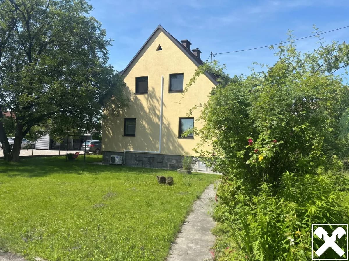 6-Zimmer-Haus kaufen in Perg – 93 m², € 349.000
