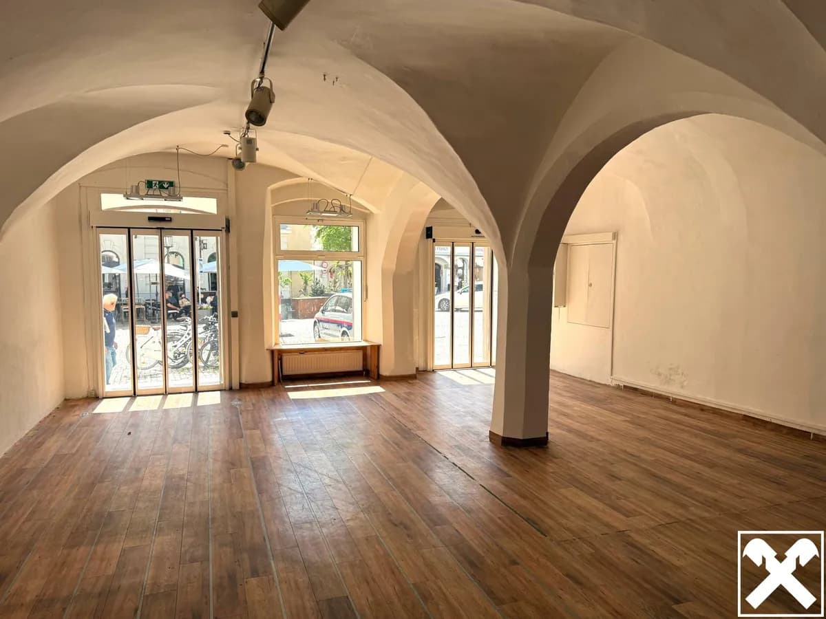 Immobilie mieten in Steyr – 387 m², € 1.797