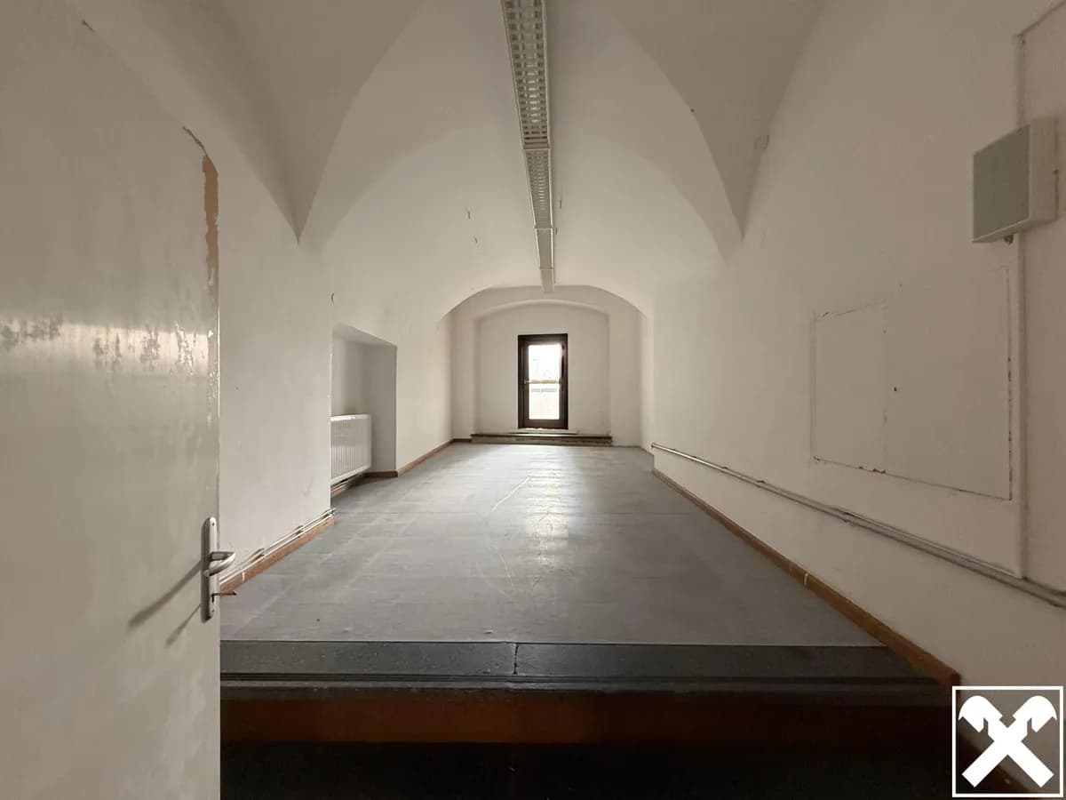 Immobilie mieten in Steyr – 387 m², € 1.797 – Bild 5 von 5
