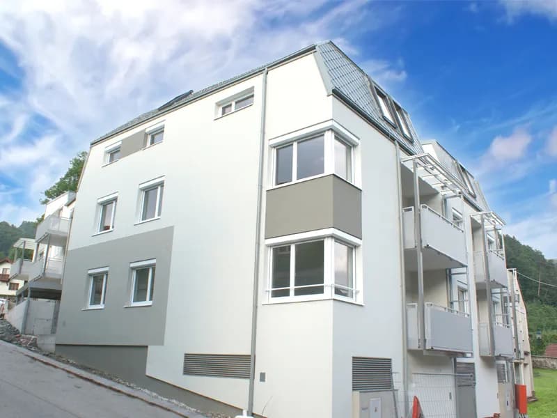 3-Zimmer-Wohnung mieten in Neunkirchen – 81,97 m², € 770 – Bild 1 von 2