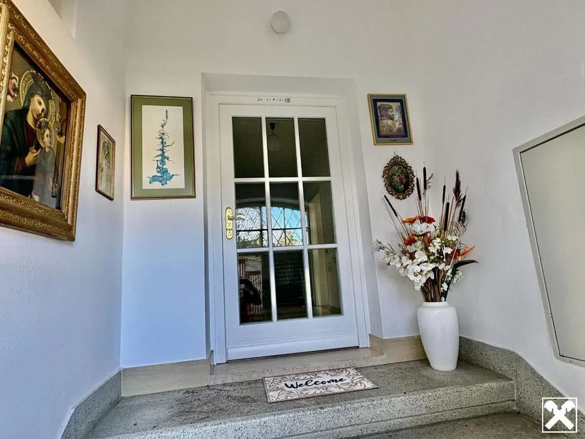 6-Zimmer-Immobilie mieten in Mattersburg – 200 m², € 1.662 – Bild 2 von 27