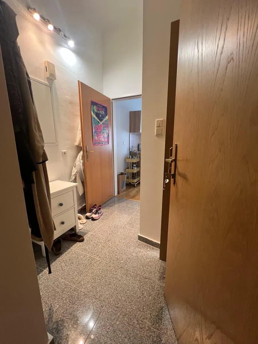1-Zimmer-Wohnung mieten in Graz – 50 m², € 550 – Bild 2 von 14