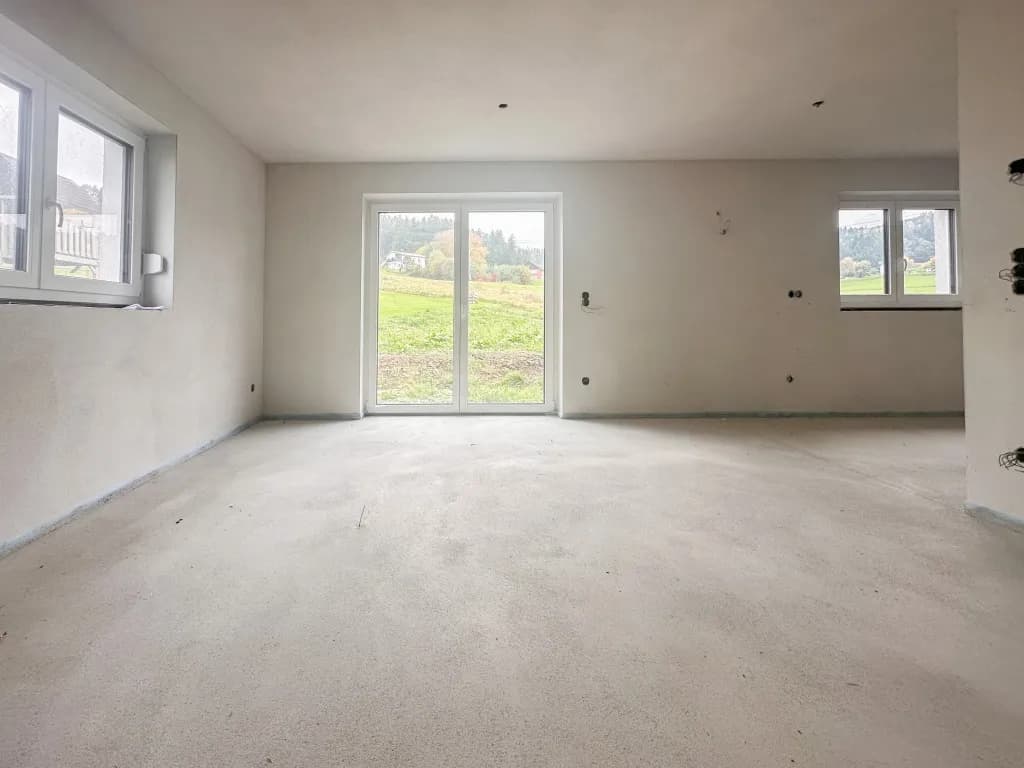 Haus kaufen in Vöcklabruck – 118 m², € 385.000 – Bild 2 von 12