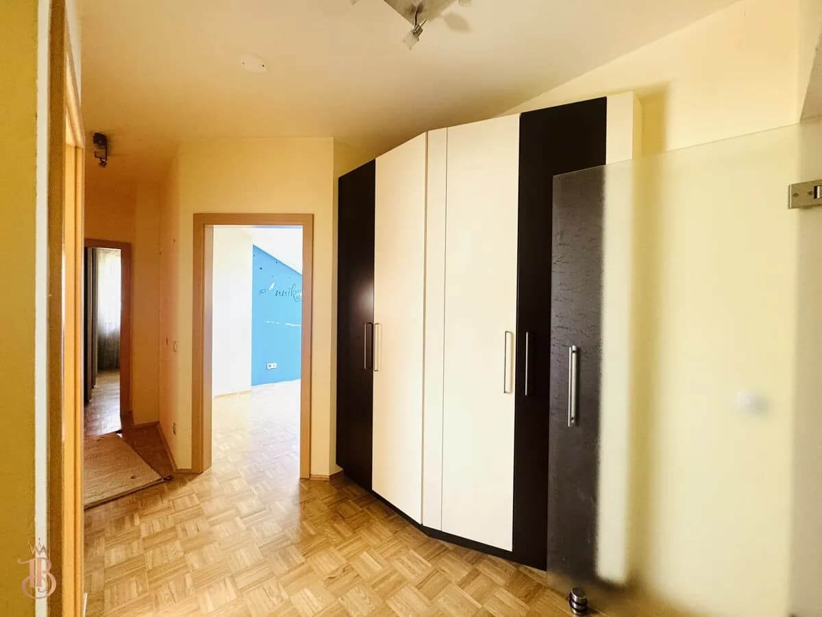 4-Zimmer-Wohnung kaufen in Feldkirchen – 113,63 m², € 265.000 – Bild 8 von 13