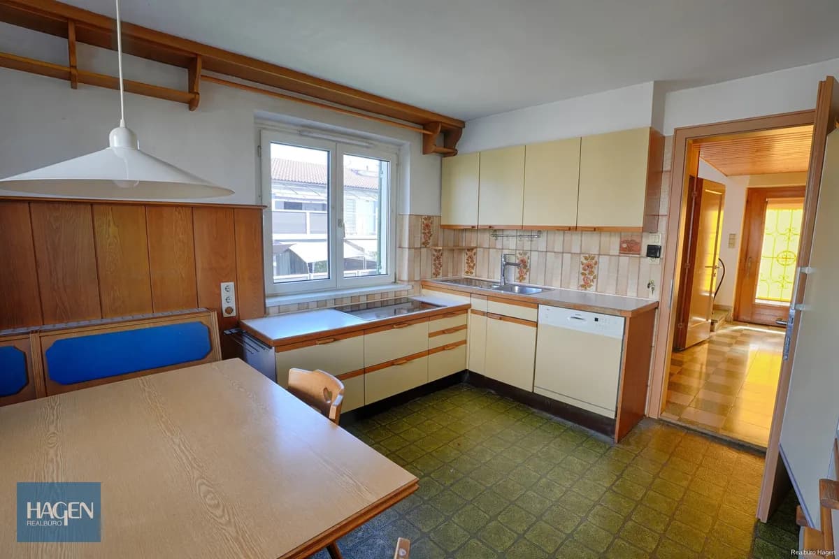 6-Zimmer-Haus kaufen in Dornbirn – 181 m², € 650.000 – Bild 2 von 31