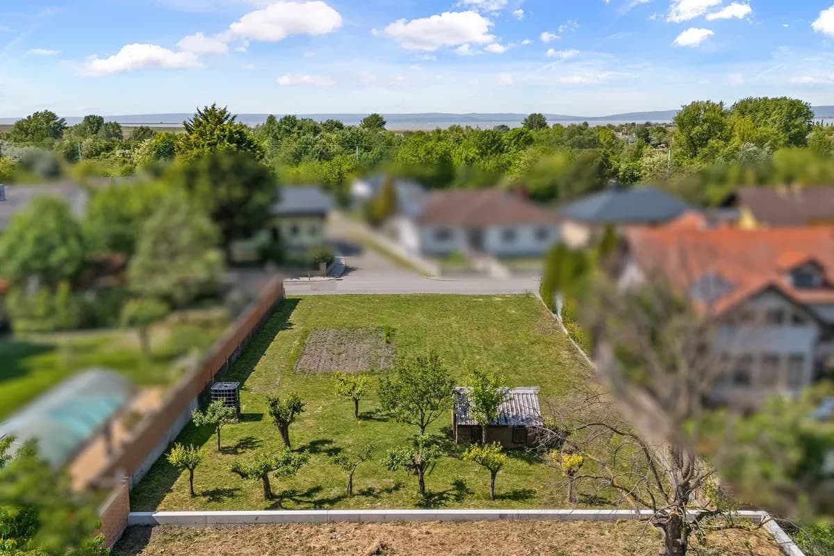 Grundstück kaufen in Neusiedl am See – 810 m², € 359.000