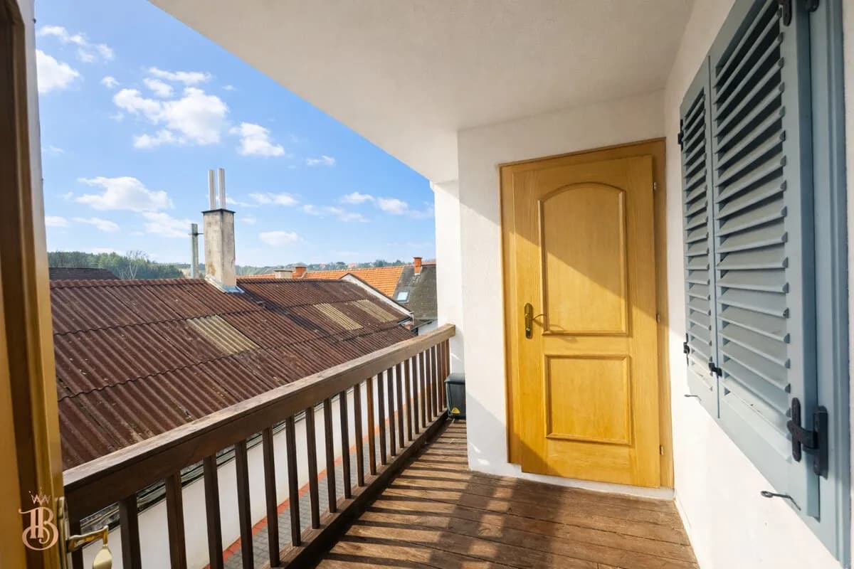 7-Zimmer-Wohnung kaufen in Weiz – 262,44 m², € 279.000 – Bild 2 von 15