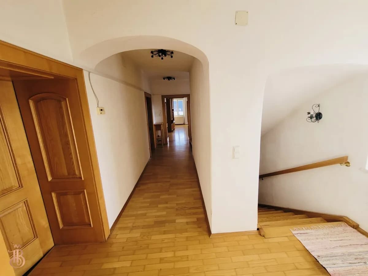 7-Zimmer-Wohnung kaufen in Weiz – 262,44 m², € 279.000 – Bild 3 von 15