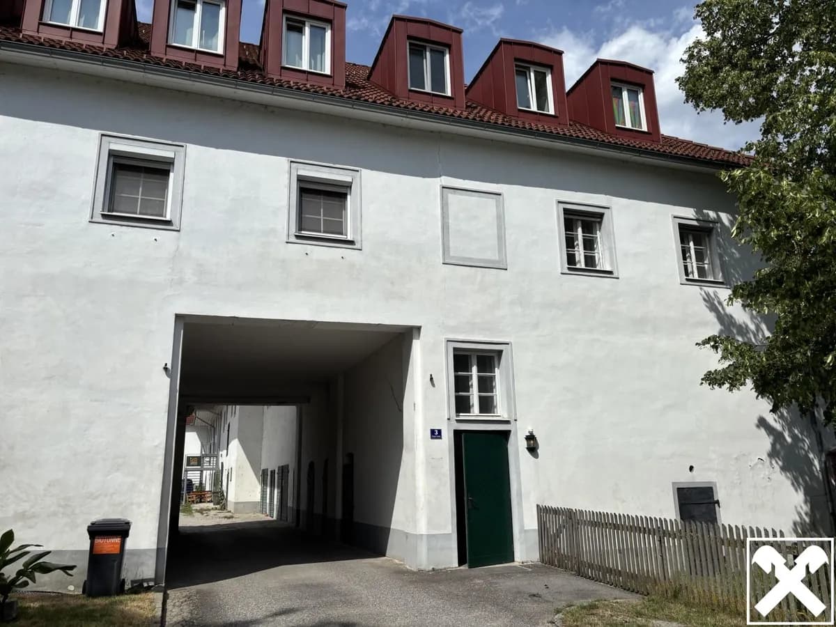 2-Zimmer-Wohnung mieten in Perg – 73,04 m², € 744