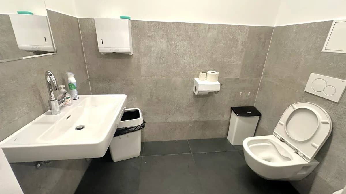 Gewerbeimmobilie mieten in Wien – 238 m², € 4.500 – Bild 12 von 14
