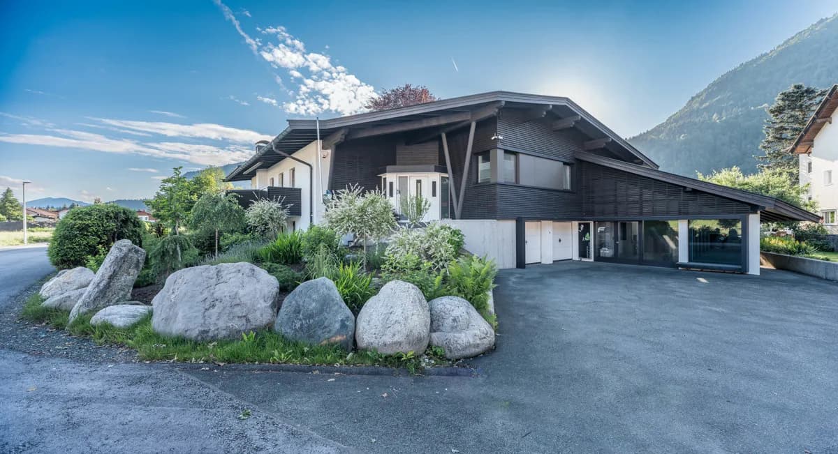 8-Zimmer-Immobilie kaufen in Kitzbühel – 280 m² – Bild 2 von 3