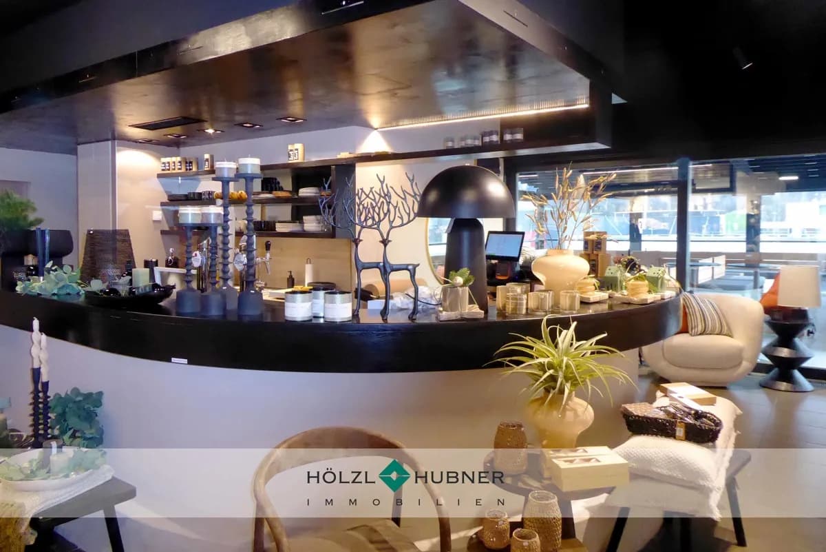 Gewerbeimmobilie mieten in Salzburg-Umgebung – 212 m², € 3.556