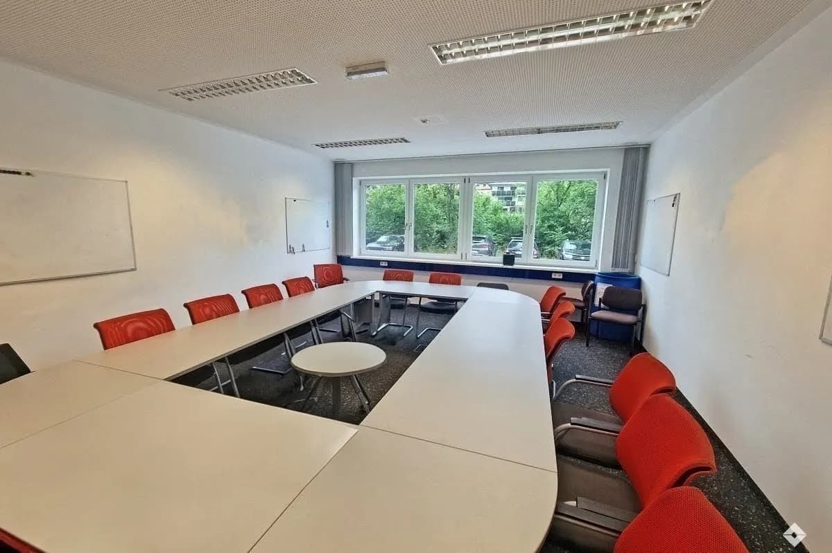 Gewerbeimmobilie mieten in Salzburg-Umgebung – 2 572 m², € 23.300 – Bild 6 von 9