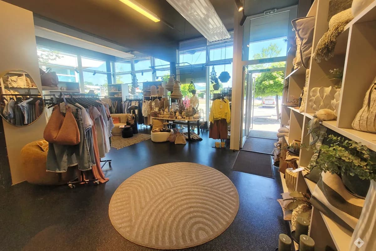 Gewerbeimmobilie mieten in Salzburg-Umgebung – 110 m², € 1.930 – Bild 3 von 5