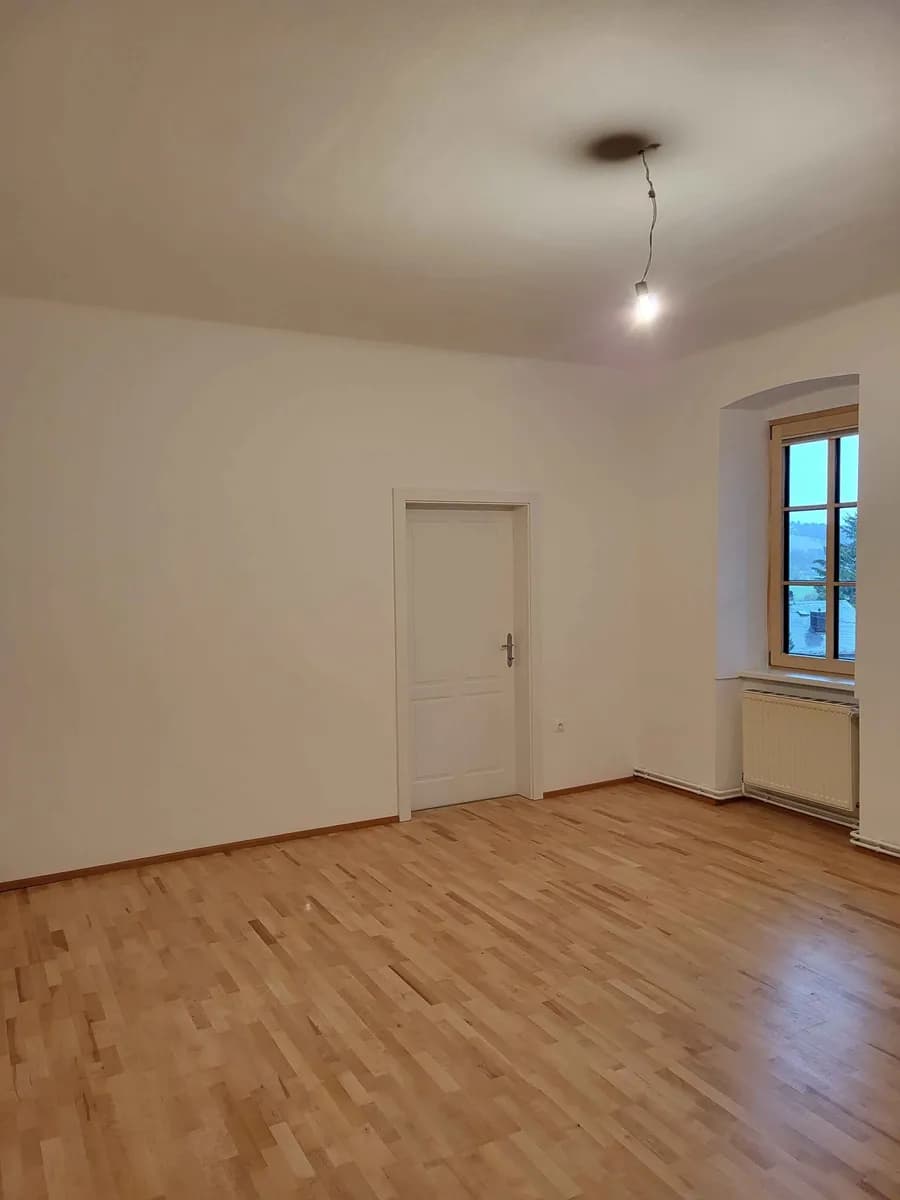 3-Zimmer-Wohnung mieten in Mödling – 92 m², € 999 – Bild 2 von 7