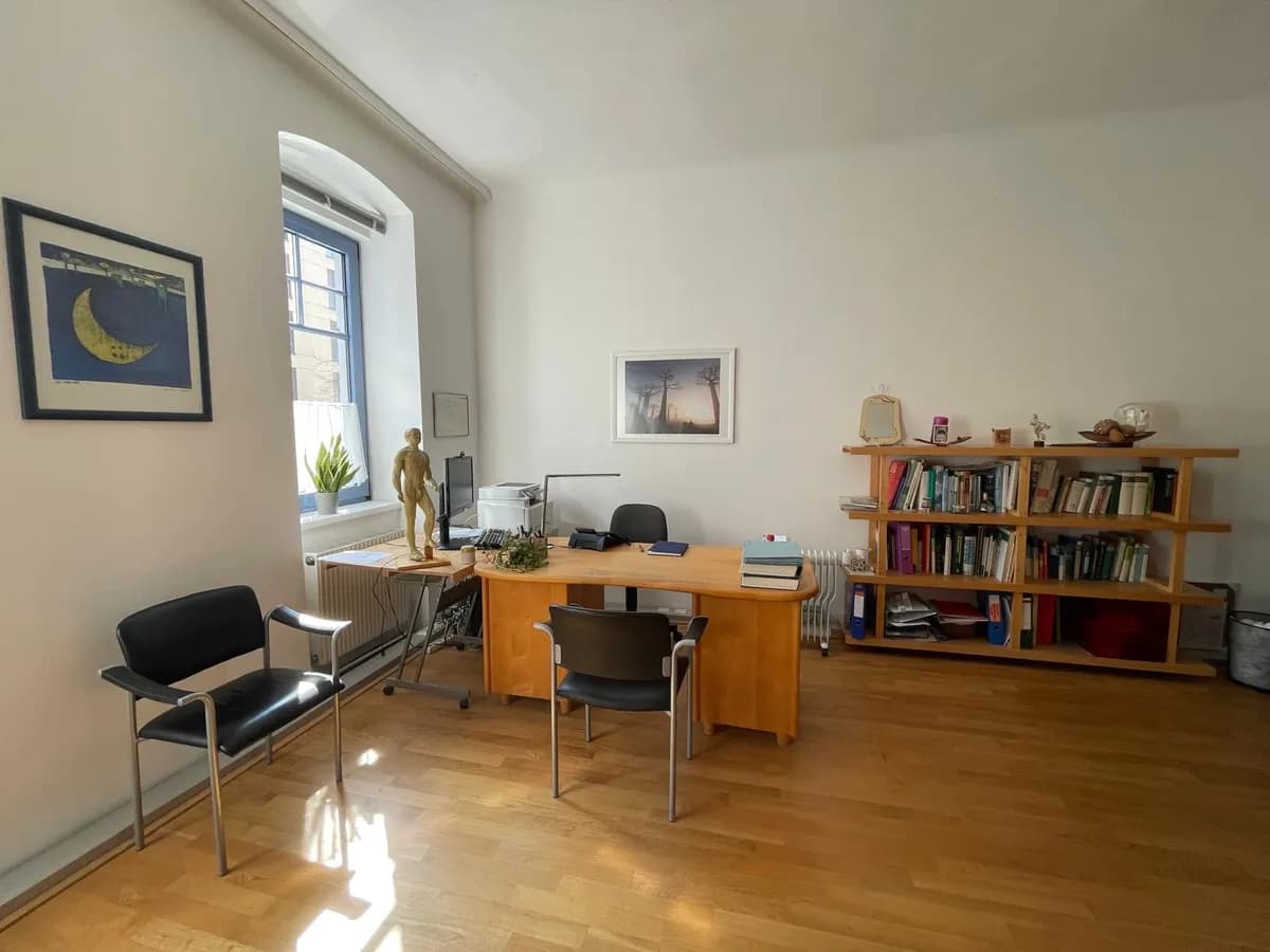 3-Zimmer-Gewerbeimmobilie mieten in Linz – 80 m², € 700 – Bild 3 von 7