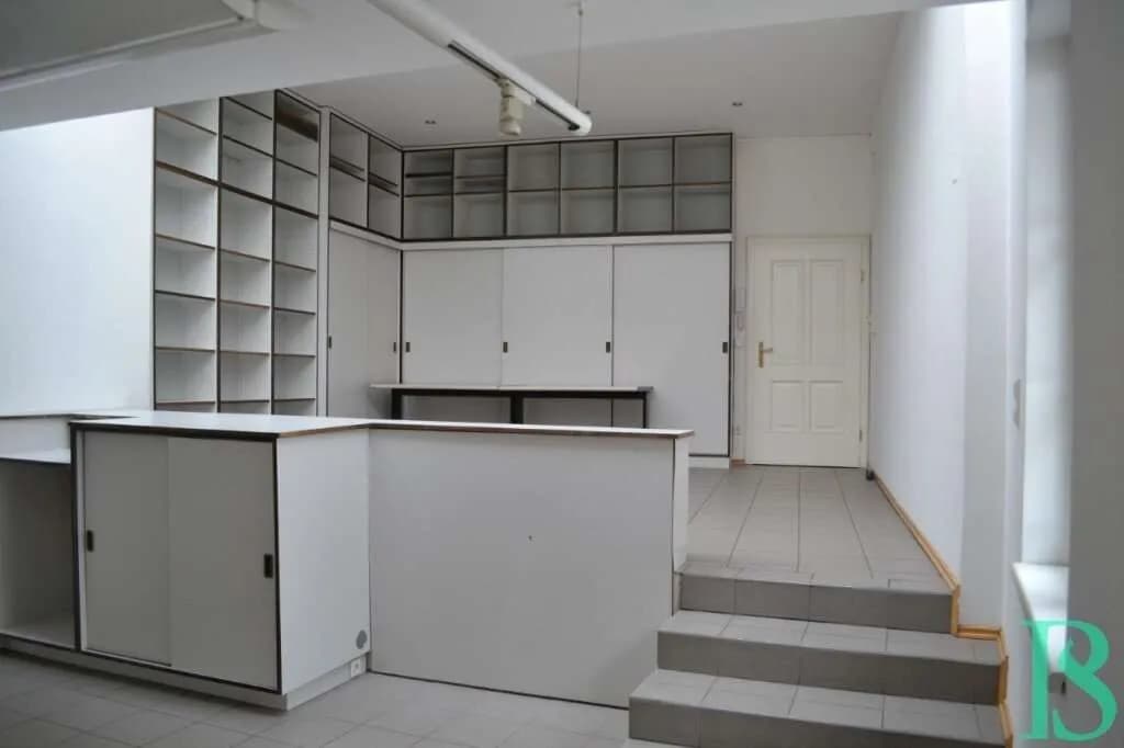 2-Zimmer-Gewerbeimmobilie mieten in Wien – 75 m², € 1.215 – Bild 3 von 12