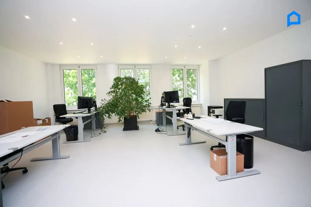 10-Zimmer-Gewerbeimmobilie mieten in Wien – 545 m², € 6.813 – Bild 12 von 30