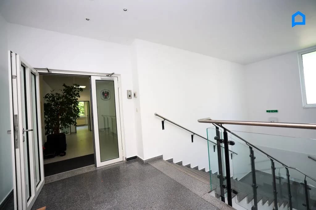 10-Zimmer-Gewerbeimmobilie mieten in Wien – 545 m², € 6.813 – Bild 17 von 30