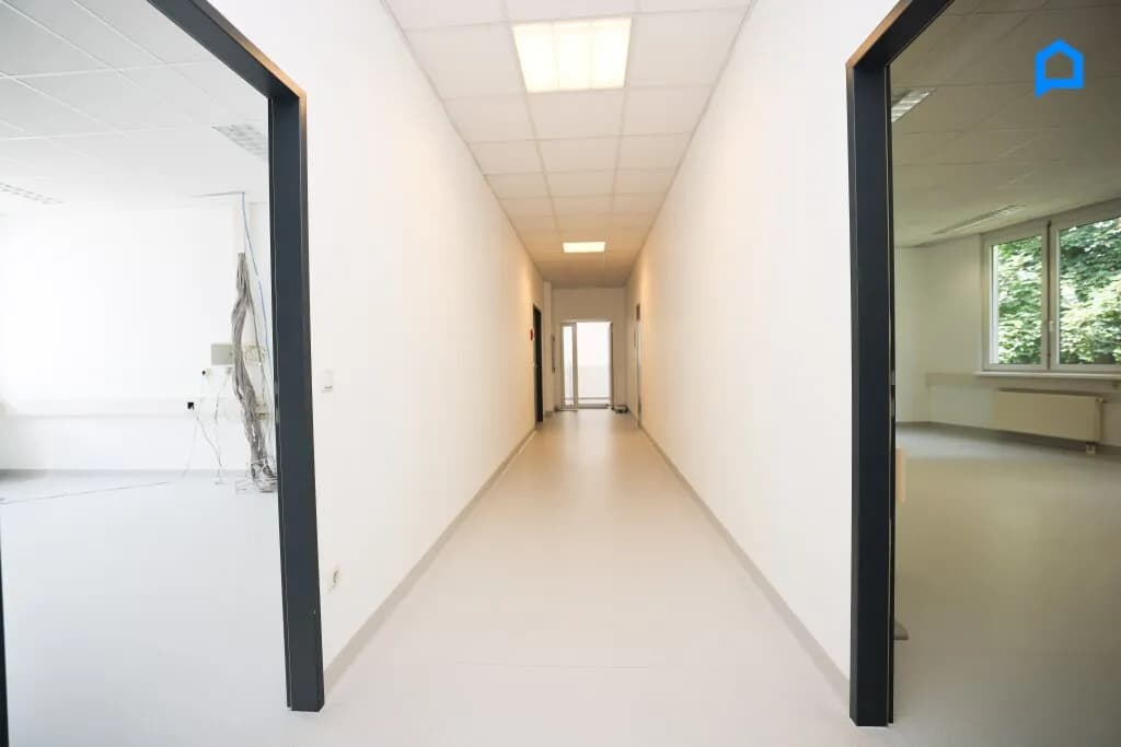 10-Zimmer-Gewerbeimmobilie mieten in Wien – 545 m², € 6.813 – Bild 25 von 30