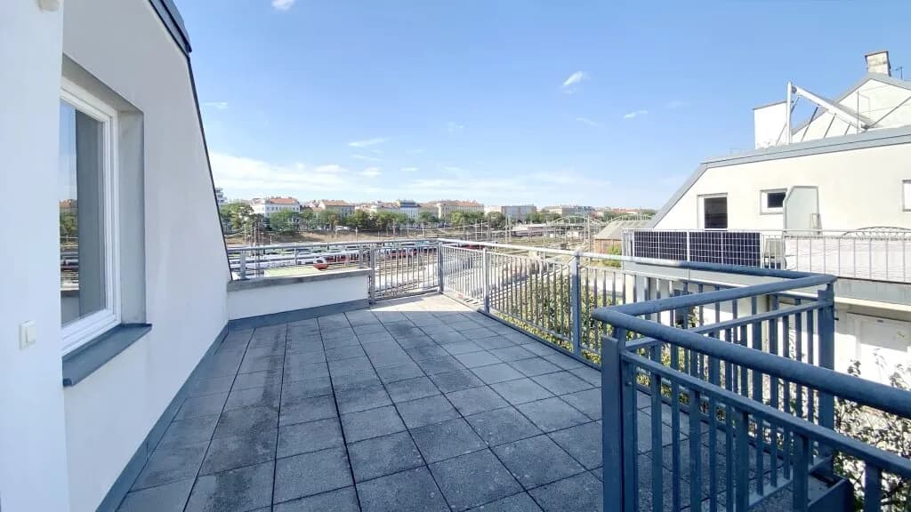 Wohnung mieten in Wien – 112,44 m², € 1.616