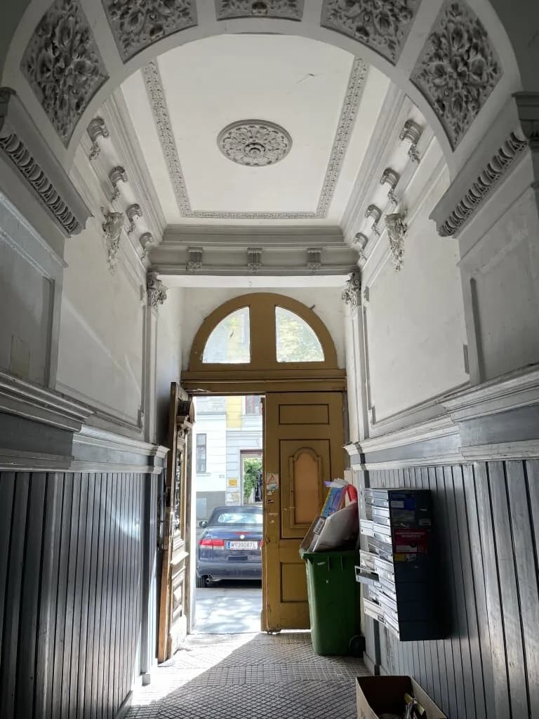 Gewerbeimmobilie kaufen in Wien – 552 m², € 2.380.000 – Bild 2 von 21