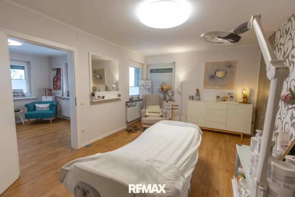 9-Zimmer-Gewerbeimmobilie kaufen in Urfahr-Umgebung – 322 m², € 849.000 – Bild 17 von 23