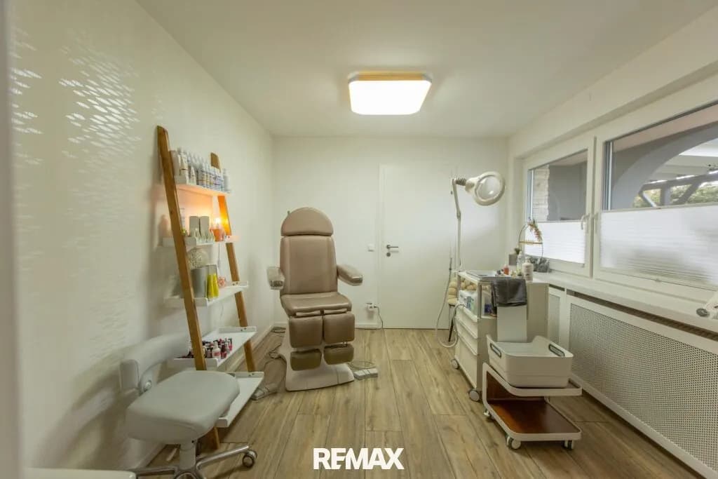 9-Zimmer-Gewerbeimmobilie kaufen in Urfahr-Umgebung – 322 m², € 849.000 – Bild 18 von 23