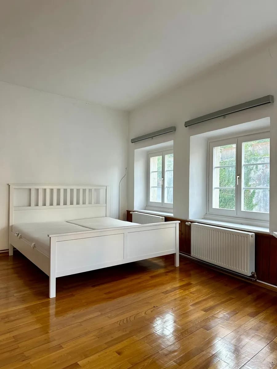 8-Zimmer-Wohnung mieten in Steyr – 20 m², € 350