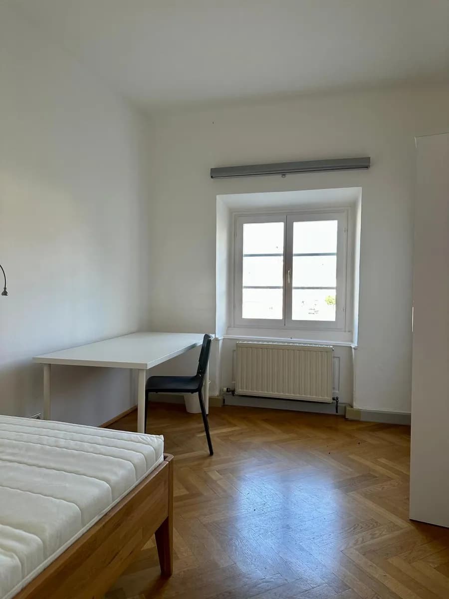 8-Zimmer-Wohnung mieten in Steyr – 20 m², € 350 – Bild 10 von 27