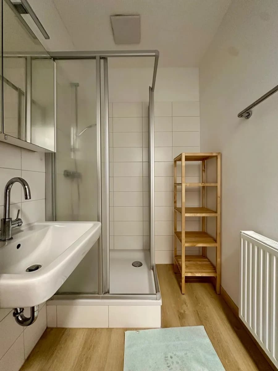 8-Zimmer-Wohnung mieten in Steyr – 20 m², € 350 – Bild 15 von 27