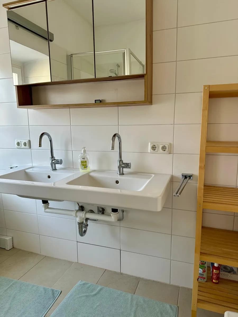 8-Zimmer-Wohnung mieten in Steyr – 20 m², € 350 – Bild 19 von 27