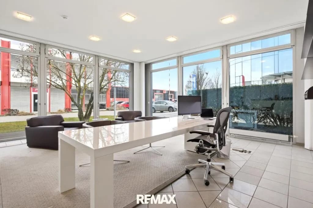 7-Zimmer-Gewerbeimmobilie mieten in Perg – 249 m², € 3.017