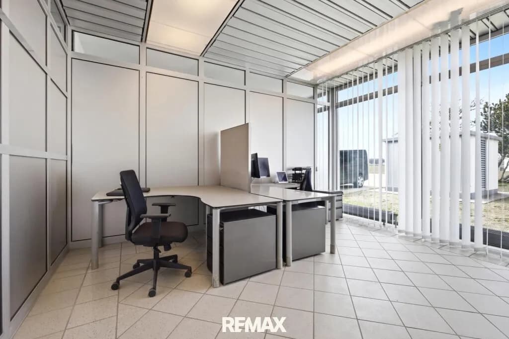 7-Zimmer-Gewerbeimmobilie mieten in Perg – 249 m², € 3.017 – Bild 5 von 10