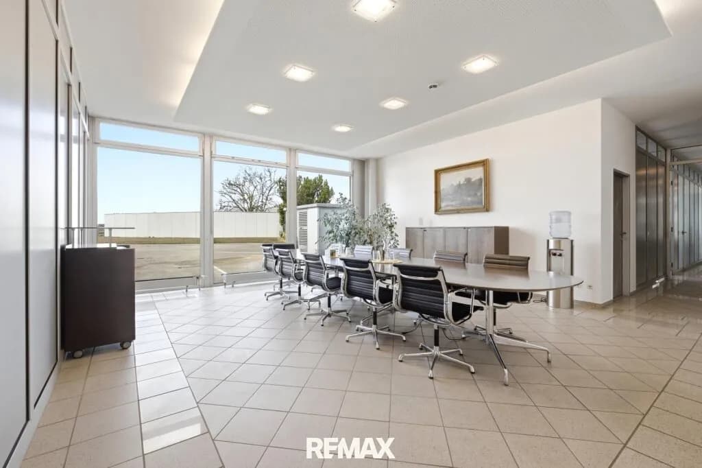 7-Zimmer-Gewerbeimmobilie mieten in Perg – 249 m², € 3.017 – Bild 6 von 10