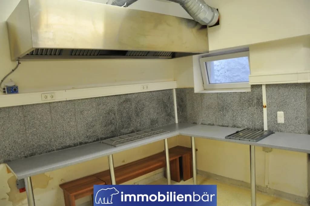 Gewerbeimmobilie mieten in Grieskirchen – 225 m², € 1.700 – Bild 12 von 13