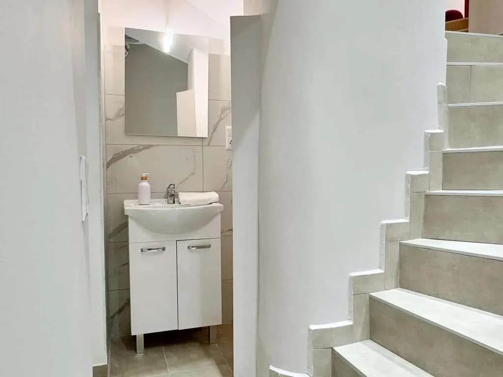 2-Zimmer-Gewerbeimmobilie mieten in Wien – 90 m², € 1.000 – Bild 12 von 27