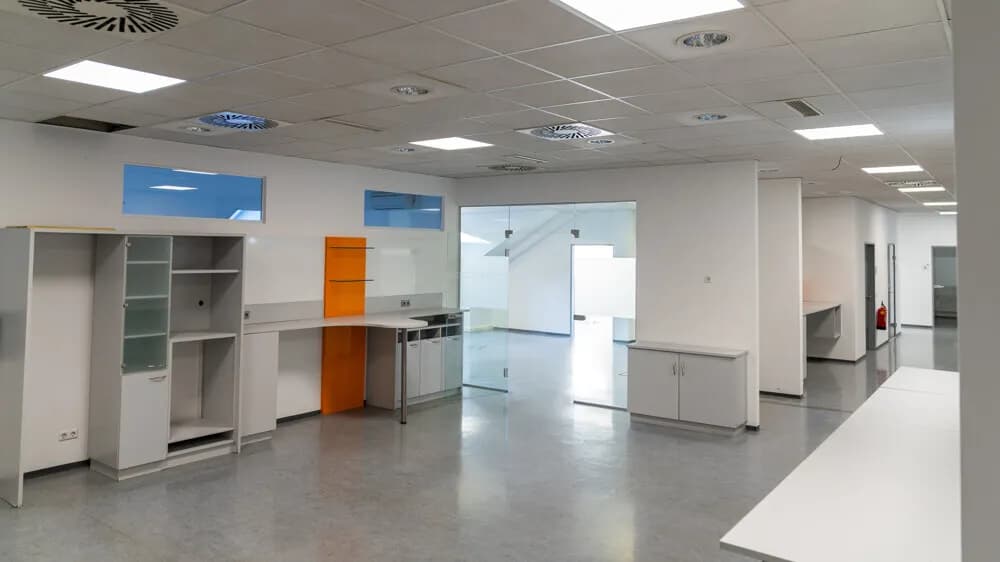 Gewerbeimmobilie mieten in Graz – 2 388 m², € 10 – Bild 10 von 20