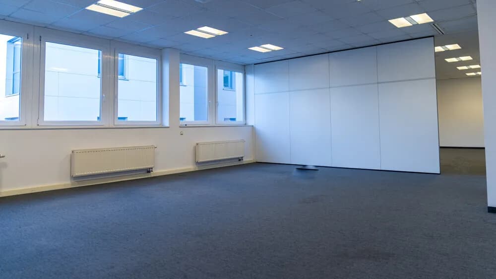 Gewerbeimmobilie mieten in Graz – 2 388 m², € 10 – Bild 11 von 20