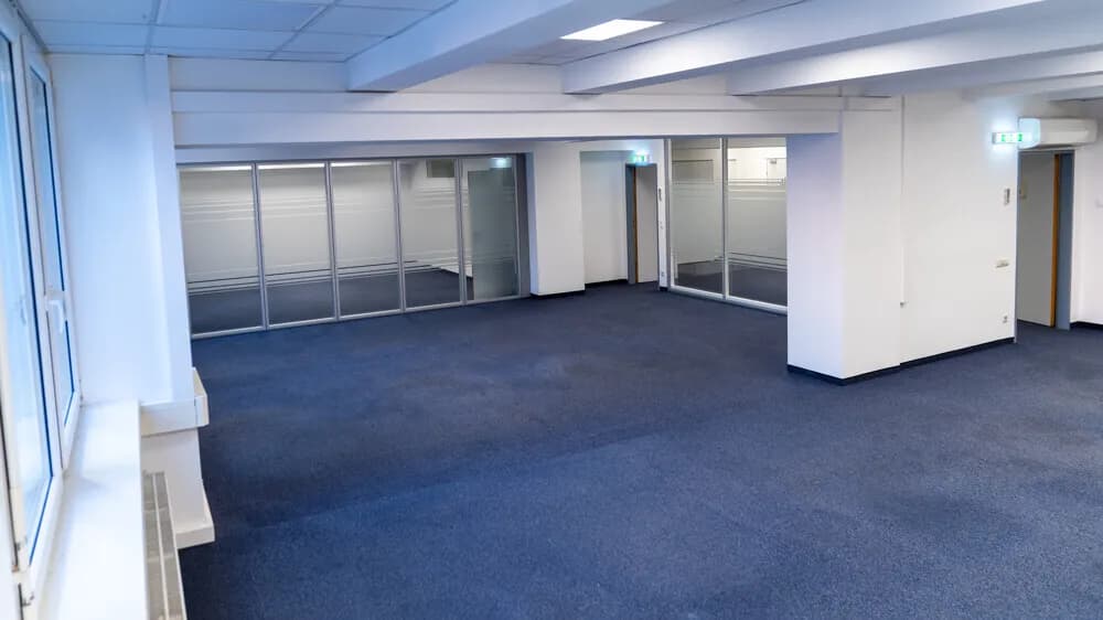Gewerbeimmobilie mieten in Graz – 2 388 m², € 10 – Bild 12 von 20