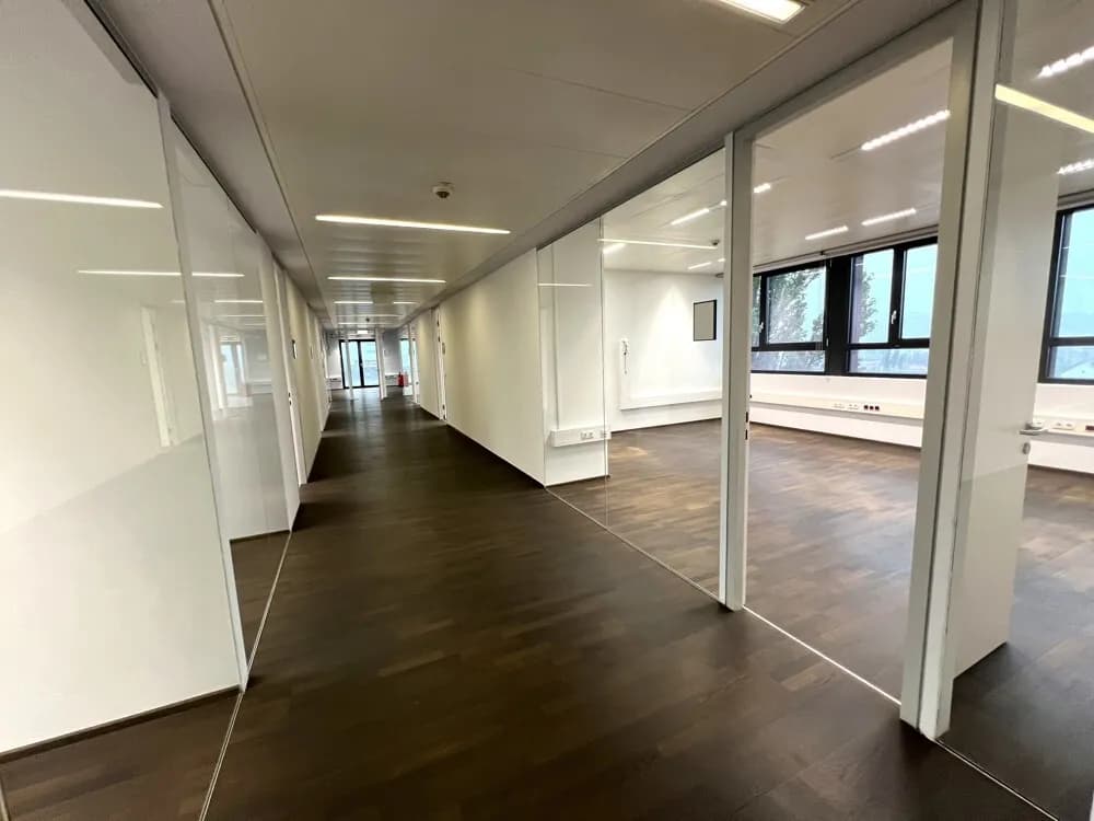 Gewerbeimmobilie mieten in Graz – 735 m², € 15 – Bild 2 von 9